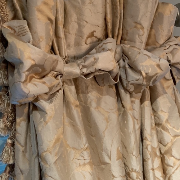 Custom Drape Panels - Picture 4 of 7